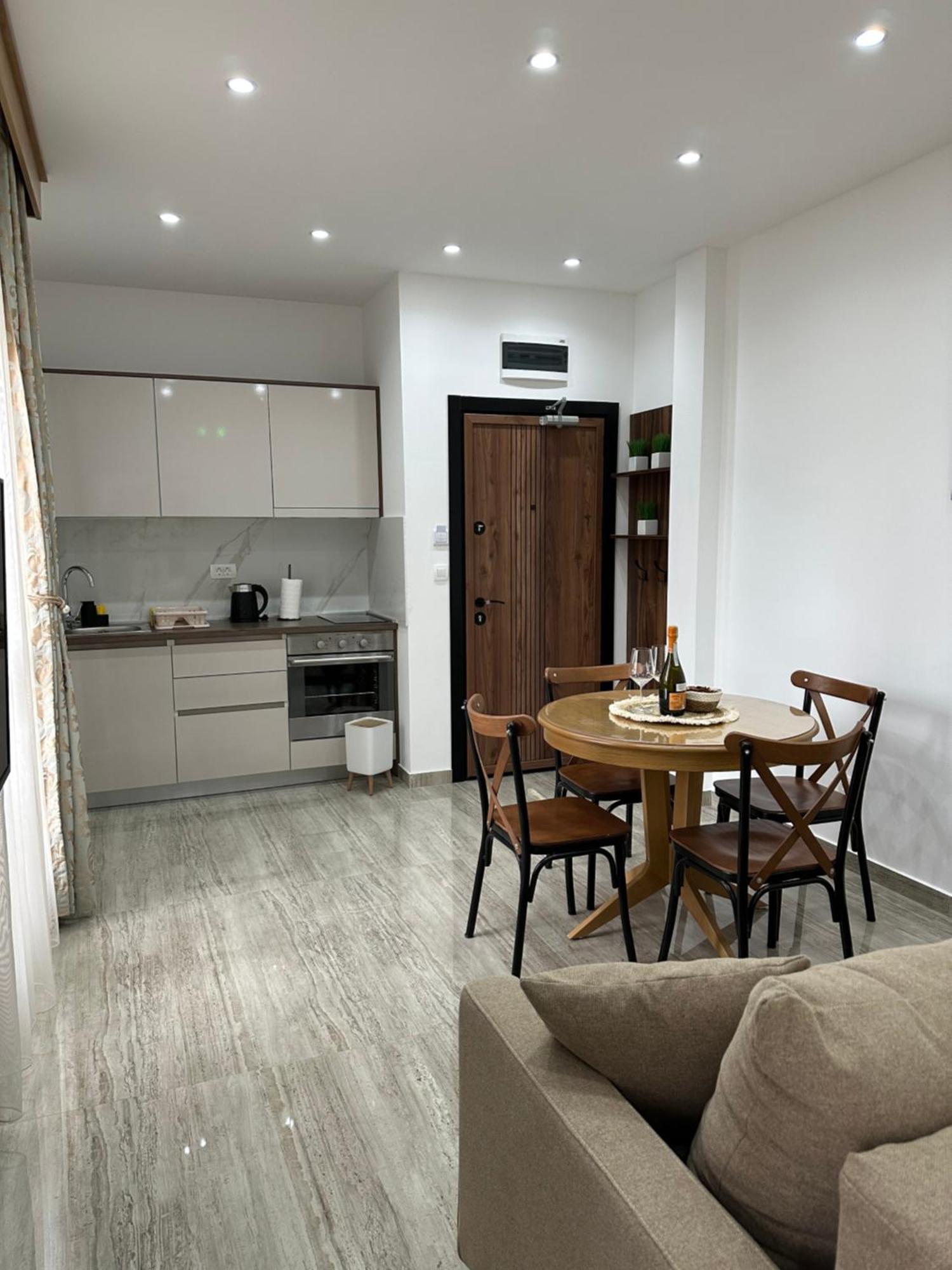 As Apartmani Budva Exteriör bild